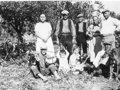 fulleda0010  UNA ALTRA FOTO DE LA FAMILIA DE CAL FULLEDA. ANYS 1920.