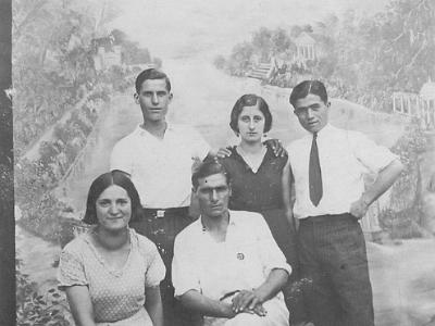 sere0016  JOSEP CUADRAT, JOAQUIM FALCÓ I CASIANO MATEU L'ANY 1932.