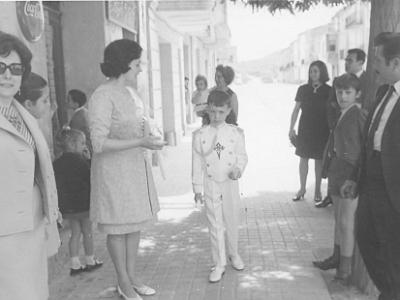 comunio0013  CARMEN DE SOLÉ, MARIA LLOVERA, CONRAD SANS, LOLITA LLOVERA, RAMIRO LLOP, MODESTO BOSCH I FRANCISCO SANS.