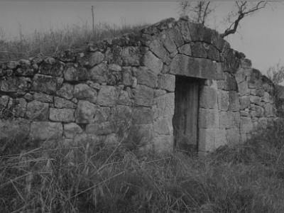 2014-12-05 13.28.43  ANTIGA CABANA COBERTA AMB VOLTA DE CANÓ.        CASTELLDANS.