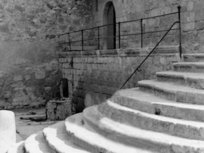Esgl. Castelldans, f. anti  LES MATEIXES ESCALES DE L'ESGLÉSIA.