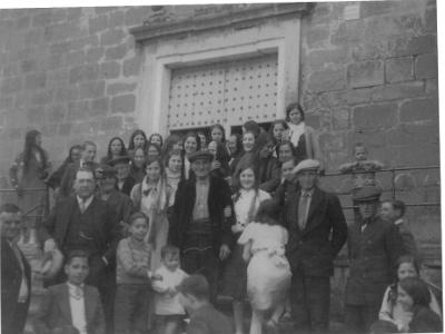 misa  SORTINT DE L'ESGLÉSIA. 18 DE MARÇ DE 1935.
