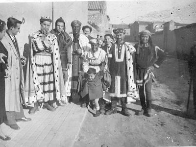 esc0003  ELS REIS D'ORIENT A CASTELLDANS, L'ANY 1949.