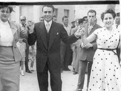 festafelipet  BALLANT SARDANES PER LA FESTA MAJOR. MARIA LLOVERA, FRANCISCO GÓMEZ I LOLITA LLOVERA.