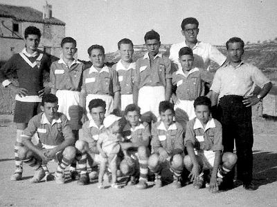 RamonFlix 013  JOSEP TRIQUELL "GANXO", FELIP CUADRAT "SERASA", ROBERT SANTAMARIA, JOSEP Mª GASOL, RAMON TORRES, EL MESTRE SR. MIQUEL, (?) I FALCÓ "BARBERET". TONET PRATS, RAMON FALCÓ, FRANCISCO FALCÓ, RAMON BERNAUS I RAMON FLIX.