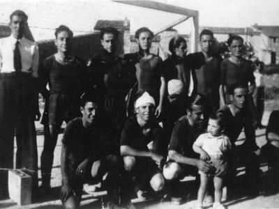 camp1  ACOTXATS: JOSEP CURCÓ "BEP DE L'AVELINA", RAMON ROCA "ROMERO PETIT", JOSEP FARRÉ, JOSEP ROCA "ROMERO GRAN", JOSEP MIQUEL I EL NEN EL JOSEP Mª FARRÉ.
