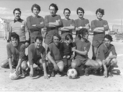 jo  ANTONIO GARCIA, JOSEP Mª JOVELLS, GENARO MATEU, VEIS, JULIO MELERO I JAUME SEGURA. ACOTXATS: EMILI REBULL, SASOT, ABELARD, FERNANDO FERRER I JOSEP RAMON BERNAUS.
