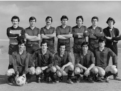 jo1  SERRANO, JOSEP Mª MIQUEL, JULIO MELERO, JOSEP RAMIS, GENARO MATEU, JOSEP Mª JOVELLS, AGUSTÍ COLUNGO. ACOTXATS: PER ANTON MIQUEL, GALLARDO, JOSEP FARRAN, MIQUEL HUGUET I JAUME SEGURA.