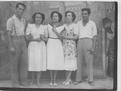 Duran0003  JOSEP BELLET I FALCÓ "PORTELLA", RAMONA SALA I FALCÓ, CARME SARDA, REMEI SALA I "EL PETIT DE CAL FONTANET".
