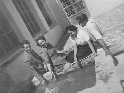 Duran0004  A LES ESCOLES DE CASTELLDANS: JOSEP BELLET, RAMONA SALA, CARME SARDA I SERAPI DURAN.