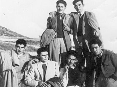 colla1000  ELS DOS DE DALT: JOSEPET BARBERÀ "PONON" I JAUME QUERALT "LLARG". ABAIX: PEPITO MATEU "CURRANET", FRANCISCO GÓMEZ "FELIPET", RAMON FARRAN SIMÓ I CASIMIRO BARÓ "FONTANET".
