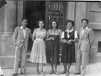 domin0016  LLUÍS FARRAN "GENEROSA", NITA, RAMONA, ROSAURA I EL JOSEP BARBERÀ.