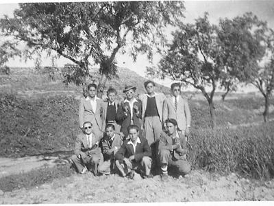 domin0029  TOTS MUDADETS PERÒ NO SÉ QUI SÓN.