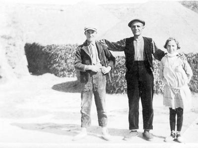 fulleda0013  ESTEVE, PERE I MARCELINA ROCA DE CAL FULLEDA.