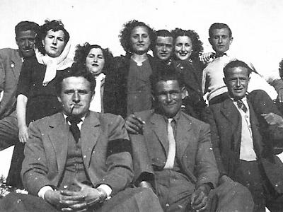 grup-f6  LA MATEIXA COLLA.