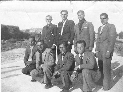 grup222  RAMON REBULL "BISELO", MIQUEL CUADRAT, LLUÍS SEGURA, (?), (?), CASIANO MATEU, JOAQUIM FALCÓ I RAMON JOVELLS COSTAFREDA.
