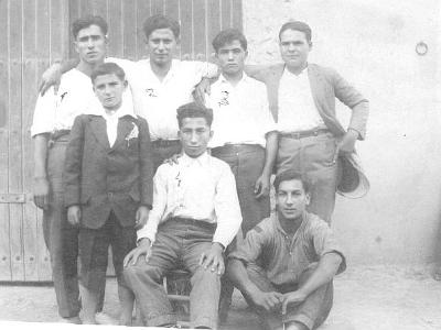 grupsere2  FRUCTUÓS GENÉ FALCÓ. ANTONIO FALCÓ CURCÓ, JOAQUIM FALCÓ CEQUIEL, (?), (?), ANTONIO FALCO CEQUIEL I JOSEP FARRÉ.