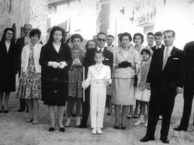 comuramon  LA COMUNIÓ DE RAMON JOVELLS I MIQUEL AMB LA FAMILIA.