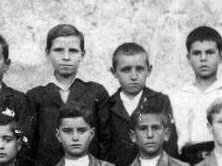 gruprjovells1  RAMON JOVELLS COSTAFREDA AMB COMPANYS DE L' ESCOLA.