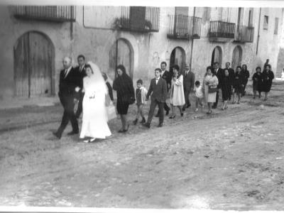 pepito  TOTS A L' ESGLÉSIA A LA BODA DE LA PILAR JOVELLS.
