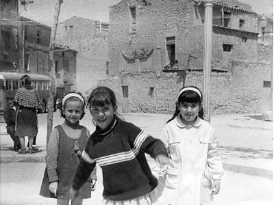 sansA0022  ESTER ORTIN, Mª ANTONIETA SANS I MONTSERRAT GASOL.