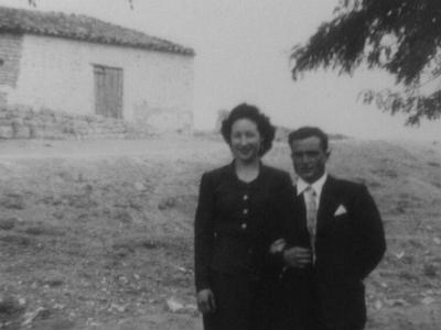 tonetss  PILAR CALES I ANTONIO EZQUERRA.