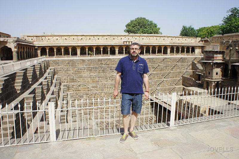 Pous-Abhaneri-3